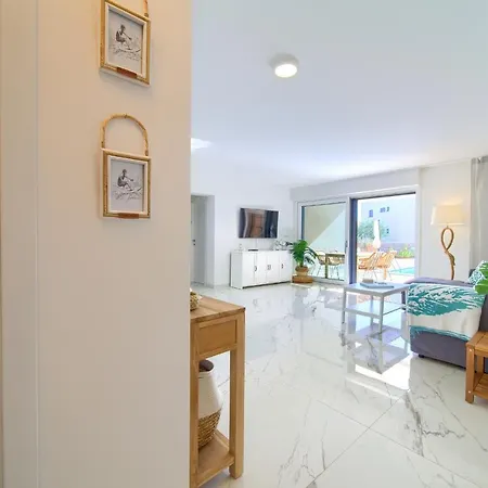 Sea La Vie Apartment