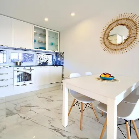 Apartment Sea La Vie *